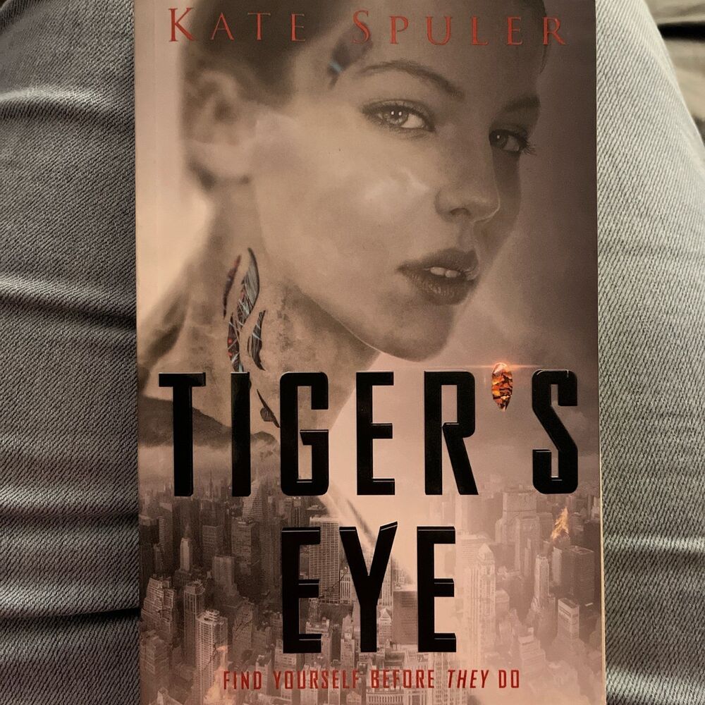 Tigers Eye - Paperback By Kate Spuler